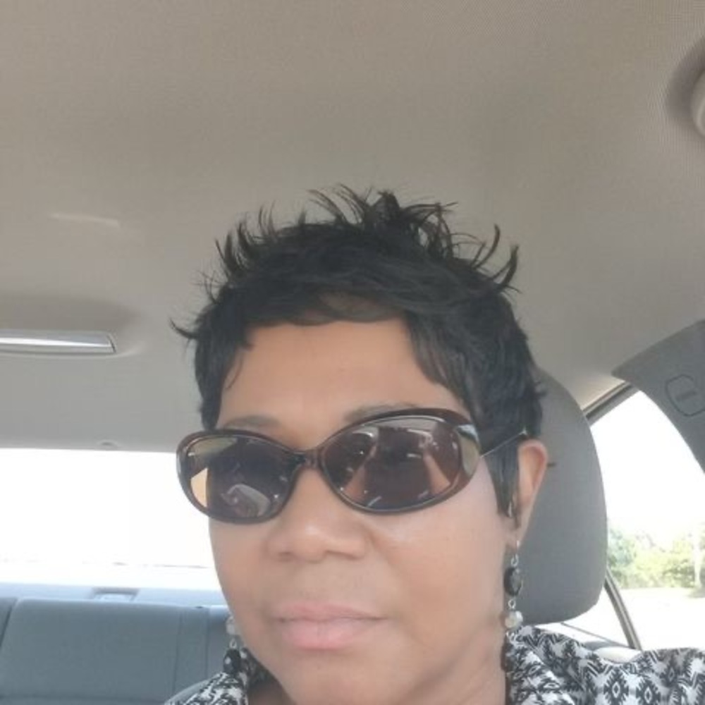 Meet your Posher, Vickie